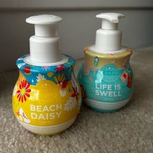 Scentsy lotion x2